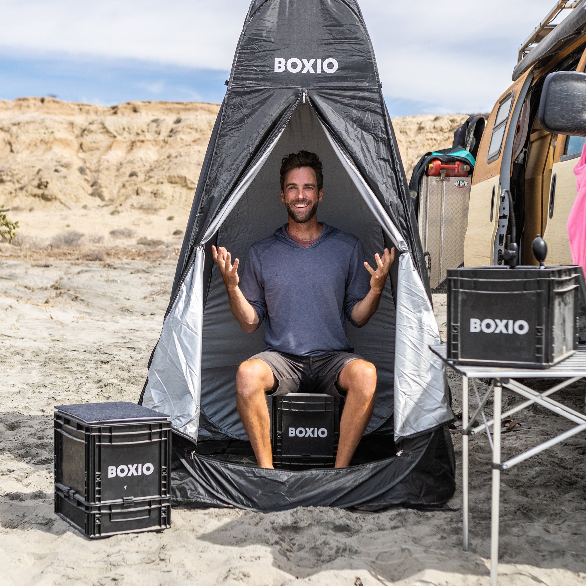 BOXIO SANITARY PLUS • Mobiles Badezimmer mit TENT